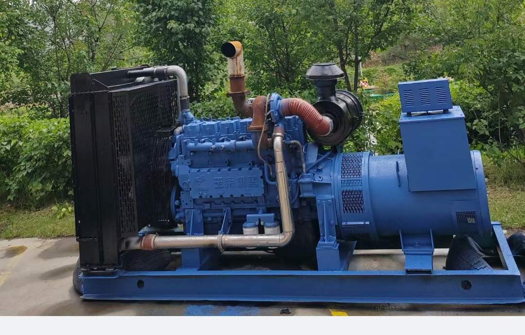 崇阳发电机出租如何选择适合的空开类型？