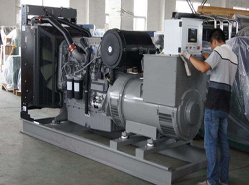 崇阳柴油发电机空气滤清器堵塞会对发电机组产生哪些影响？