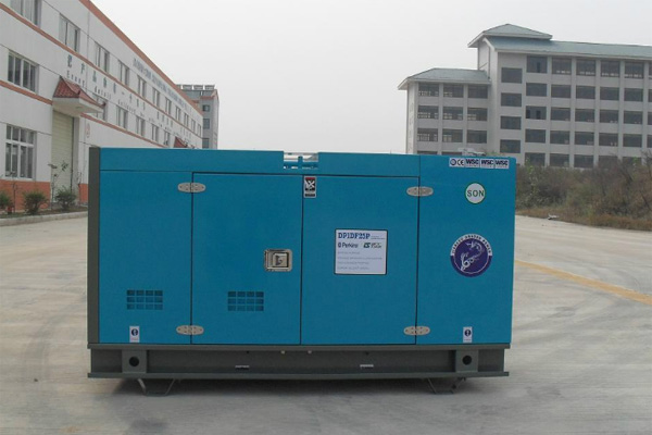 崇阳发电机租赁如何正确安装空气滤清器？